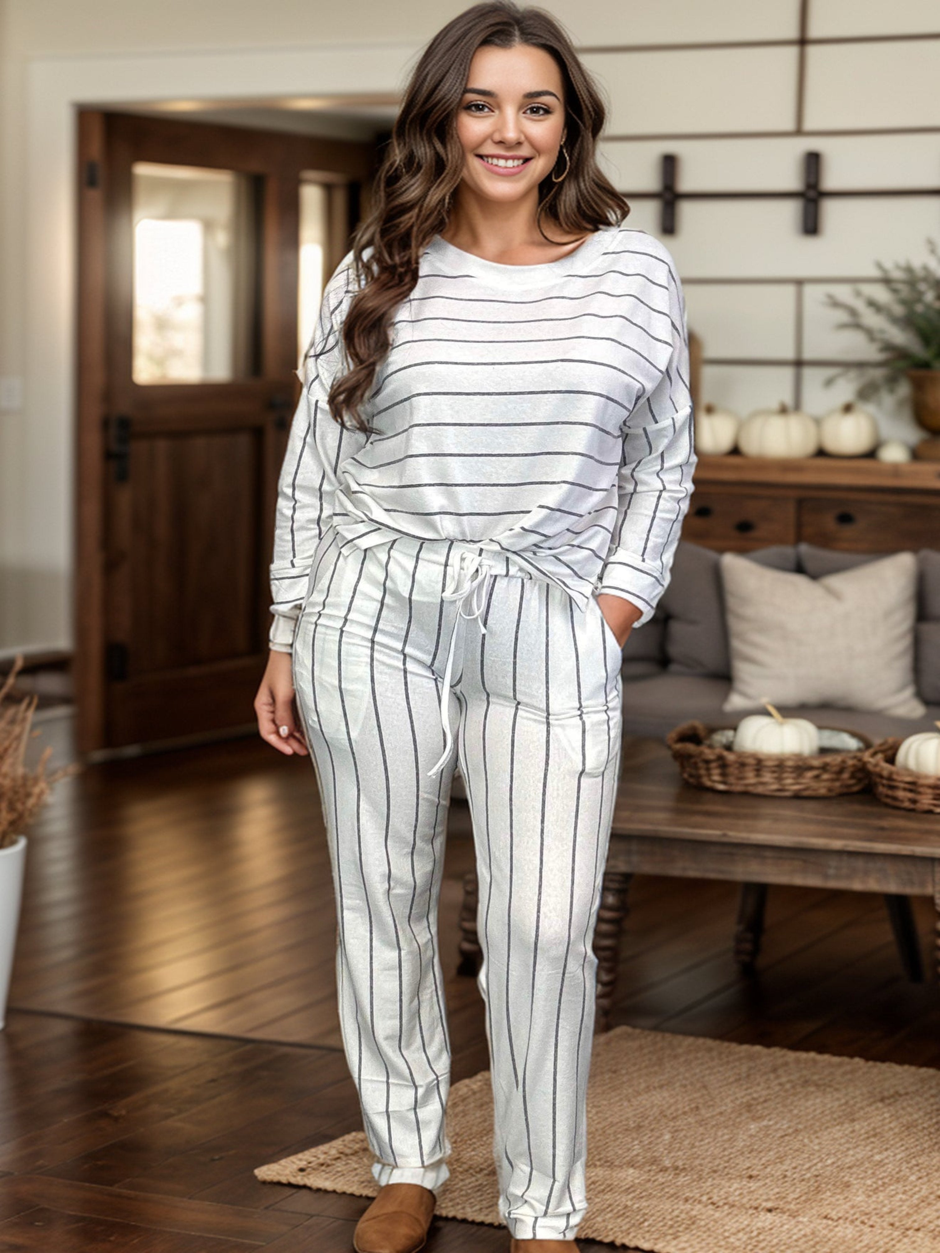 Loungin' in Stripes - Ivory