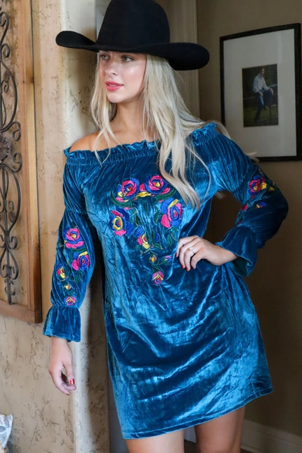 Embroidery Bell Sleeve Tunic - Cowtown Bling N Things